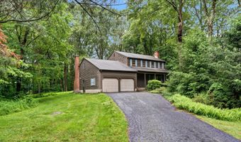 70 Smith Ln, Burlington, CT 06013