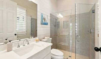 5405 R MERRITT ISLAND Dr, Apollo Beach, FL 33572