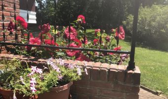 8901 CHARRED OAK Dr, Bethesda, MD 20817