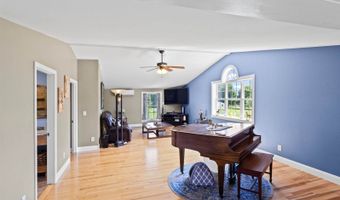 356 Range Rd, Atkinson, ME 04426