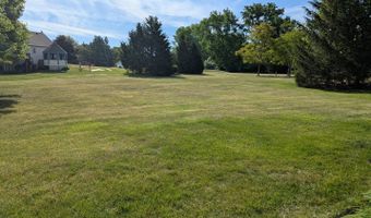 39811 N Long Dr 2, Antioch, IL 60002