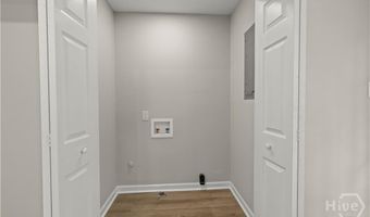 110 Willeford Dr, Savannah, GA 31411
