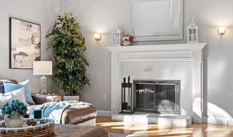 89 School House Ln, Boxborough, MA 01719
