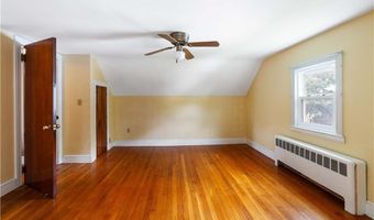 7 Turner Rd, Bristol, RI 02809