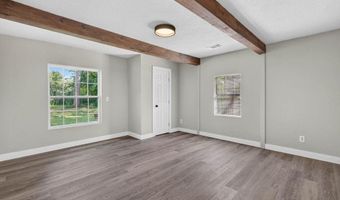 422 London St, Alma, AR 72921