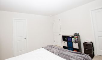 1179 Misty Creek Dr, Aberdeen, NC 28315