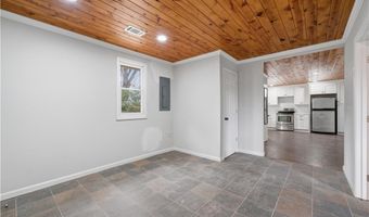 108 King St, Adairsville, GA 30103