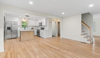 127 Steere St, Attleboro, MA 02703
