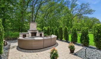 25046 Greyhawk Dr, Adel, IA 50003