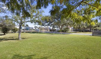 11046 New York St, Bay St. Louis, MS 39520