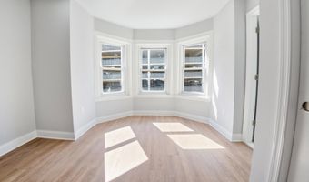 827 LINDEN St W, Allentown, PA 18101