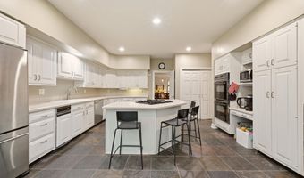 5803 MADAKET Rd, Bethesda, MD 20816