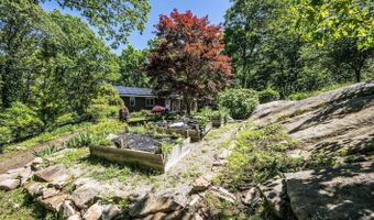 98 Fairy Dell Rd, Clinton, CT 06413