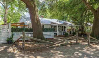 703 Richland Ave E, Aiken, SC 29801