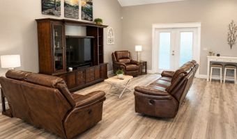 914 Birdie Way, Apollo Beach, FL 33572
