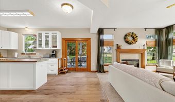 6758 Loretta Ct, Avon, IN 46123