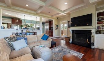 365 Boston Neck Rd, Narragansett, RI 02882
