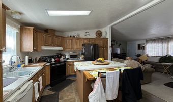 98042 W BENHAM Ln 15, Brookings, OR 97415