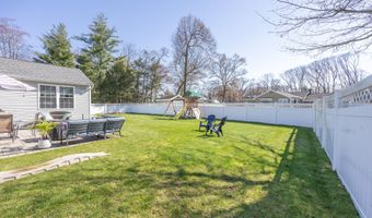 73 Perry Rd, Bristol, CT 06010