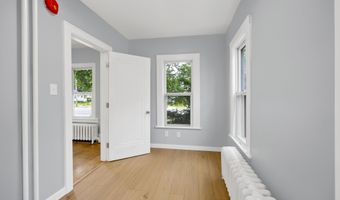 979 Washington Ave, Albany, NY 12206
