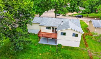 947 Oakfield Dr, Ballwin, MO 63021