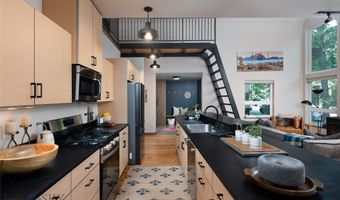 518 E Cottonwood St, Bozeman, MT 59715