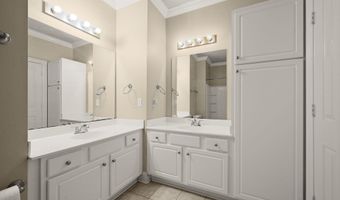 5375 Arlington Ct, Baton Rouge, LA 70820