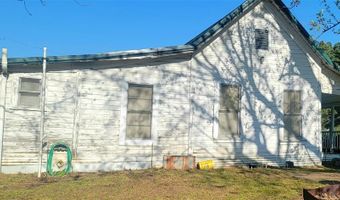 1658 County Road 4305, Annona, TX 75550