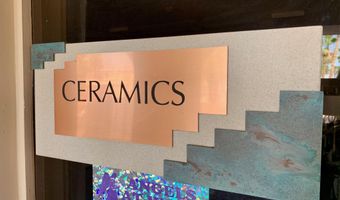 181 MINESHAFT Dr, Apache Junction, AZ 85119