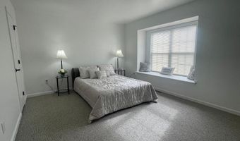 241 FLINT HILL Rd, Alburtis, PA 18011