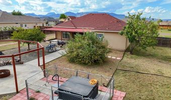 110 Deer Run Dr, Alpine, TX 79830