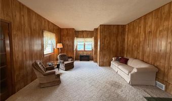 128 S Munsterman St, Appleton, MN 56208