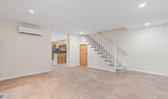 441 21ST St NE B, Washington, DC 20002