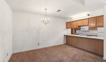 908 King Ridge Dr, Ashland, OH 44805