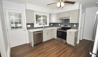 49 Delafield Dr, Albany, NY 12205