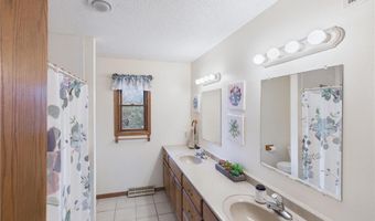 202 Park Ct, Albany, MN 56307