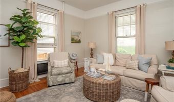 1 Pell St, Newport, RI 02840