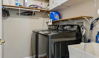 10 Dori Ln, Barnegat, NJ 08005