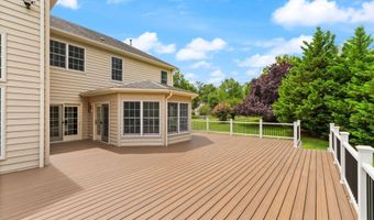 43864 ASHLAWN Ct, Ashburn, VA 20147