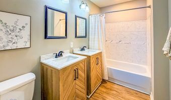 205 Pamela Dr, Allenhurst, GA 31301