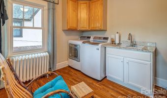 83 Tacoma Cir, Asheville, NC 28801