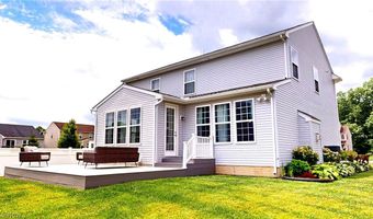 940 Longitude Ln, Amherst, OH 44001