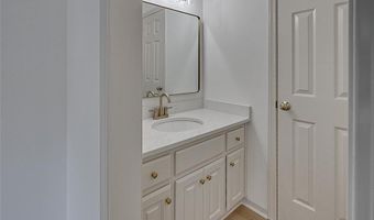 386 Sherwood Oaks Dr, Asheboro, NC 27205