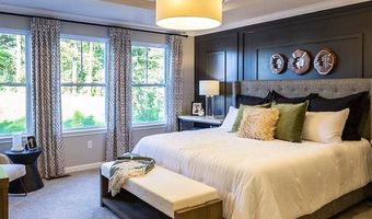 286 Silver Oak Dr, Ann Arbor, MI 48103