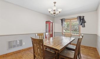 13340 Bainbridge Rd, Anchorage, AK 99516
