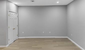 729-731 BROADWAY 2, Bayonne, NJ 07002