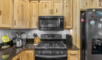 7572 Best Ln, Alhambra, IL 62001