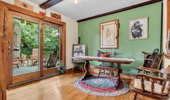 19 W Illinois Ave, Absecon, NJ 08201