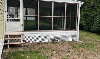 9 Torch Ln, Coventry, RI 02816