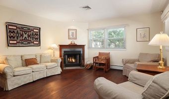 637 COMPASS Ave, Beachwood, NJ 08722